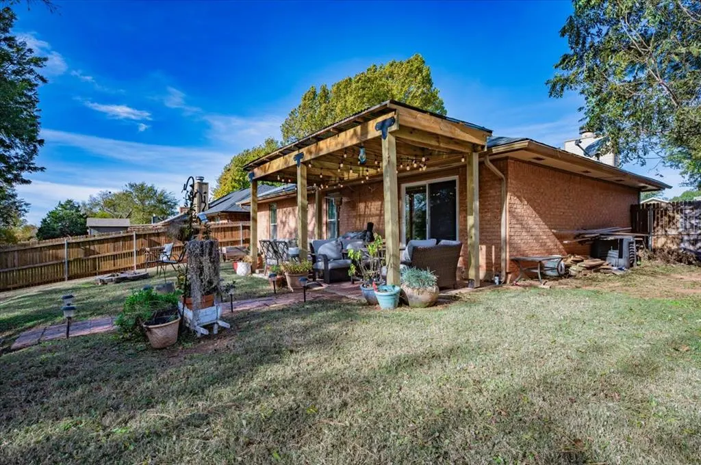 Photo 5 — 1812 Gray Fox Drive, Edmond, OK 73003