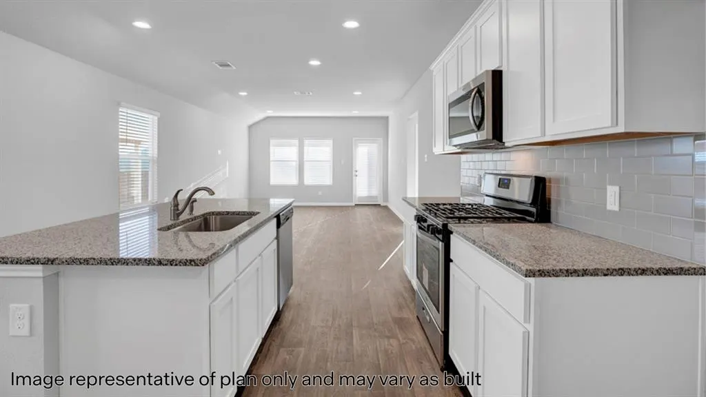 Photo 6 — 10520 Tall Prairie Terrace, Oklahoma City, OK 73114