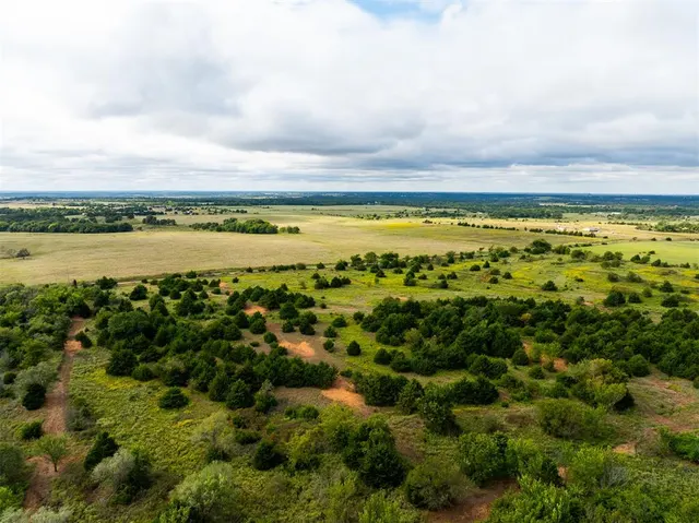 Photo 2 — 14906 Lakeview Road, Glencoe, OK 74032
