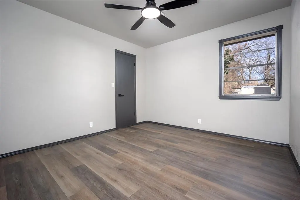 Photo 15 — 107 W Quapaw Street, Lindsay, OK 73052