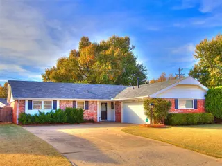 Sold home at 6505 S Harvey Avenue