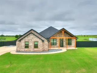 Sold home at 1379 County Street 2977