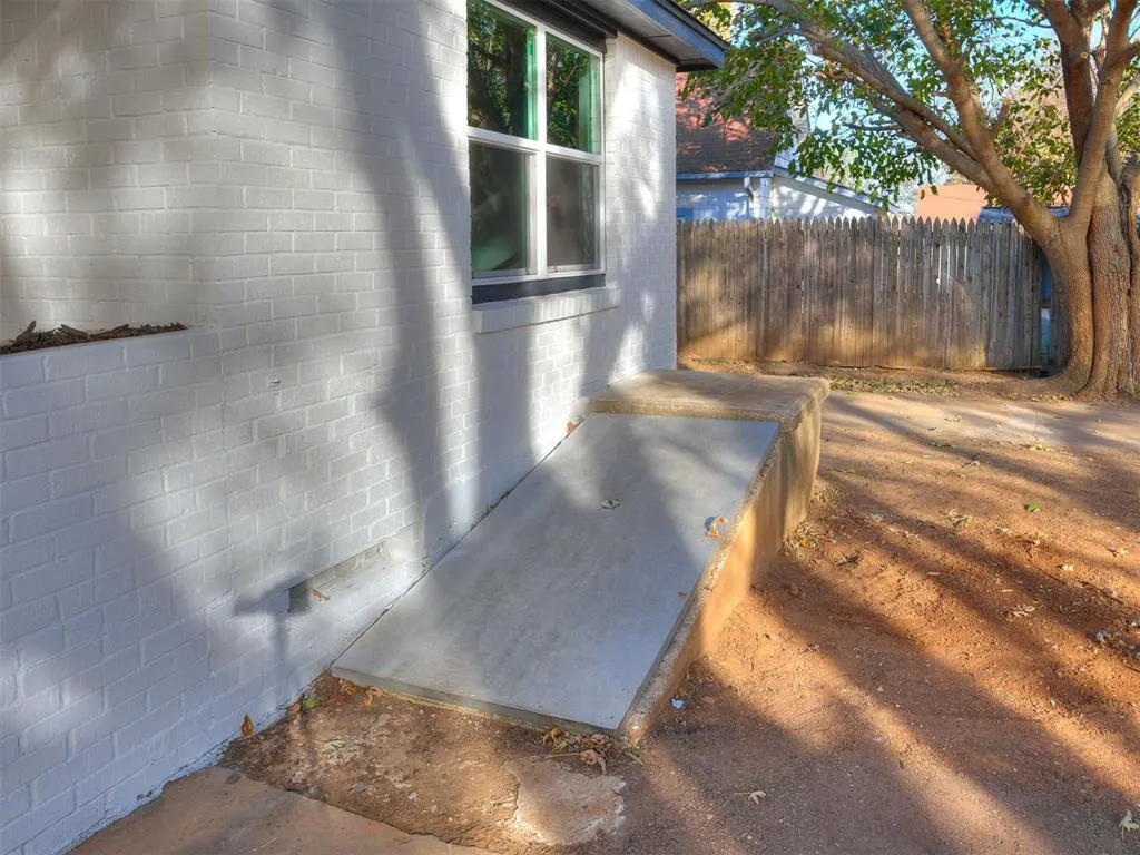 Photo 33 — 420 Colorado Street, Jones, OK 73049