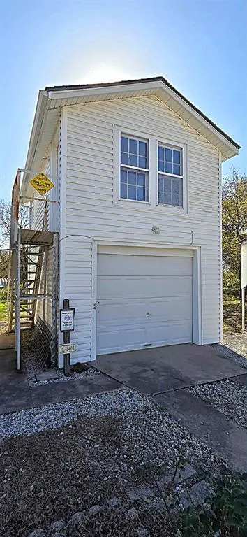 Photo 5 — 116 N King, Holdenville, OK 74848