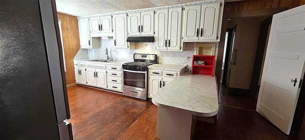 Photo 10 — 116 N King, Holdenville, OK 74848