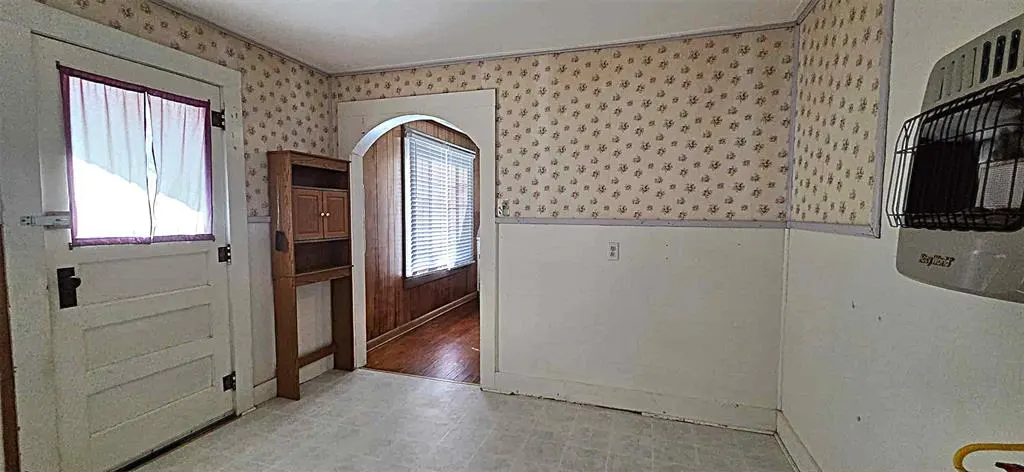 Photo 21 — 116 N King, Holdenville, OK 74848