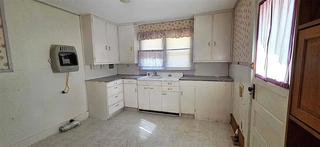 Photo 22 — 116 N King, Holdenville, OK 74848