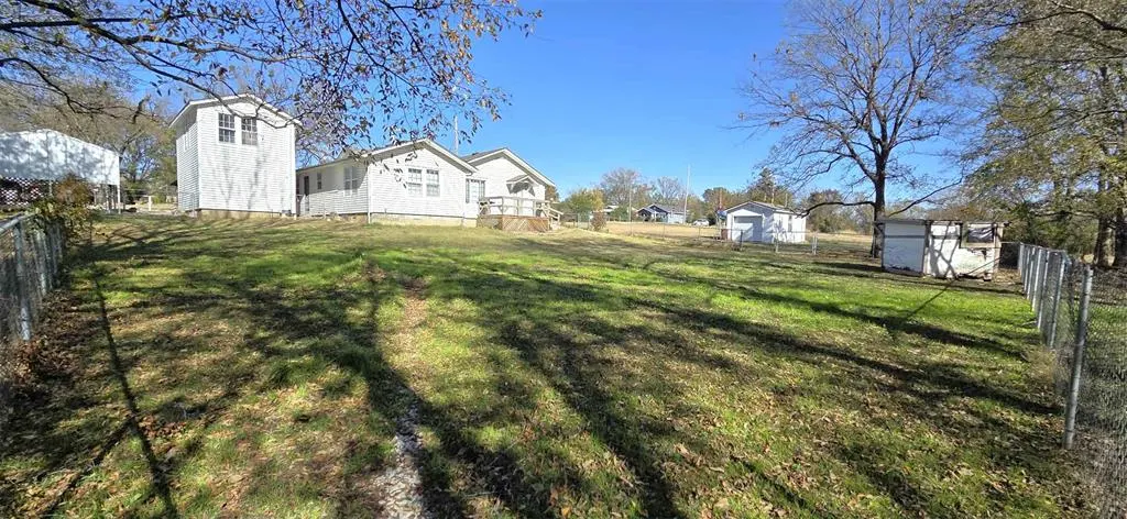 Photo 33 — 116 N King, Holdenville, OK 74848