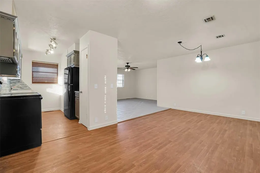 Photo 6 — 18 E Anchor Drive, Sayre, OK 73662