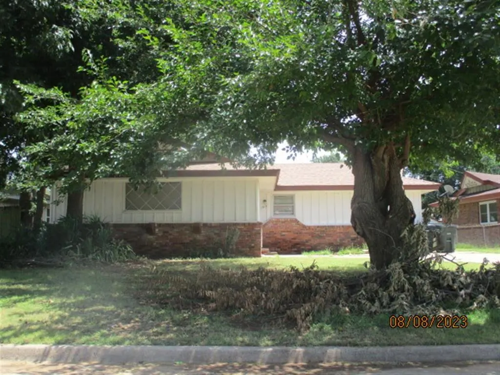 Front exterior — 1510 Hampton Drive, Del City, OK 73115