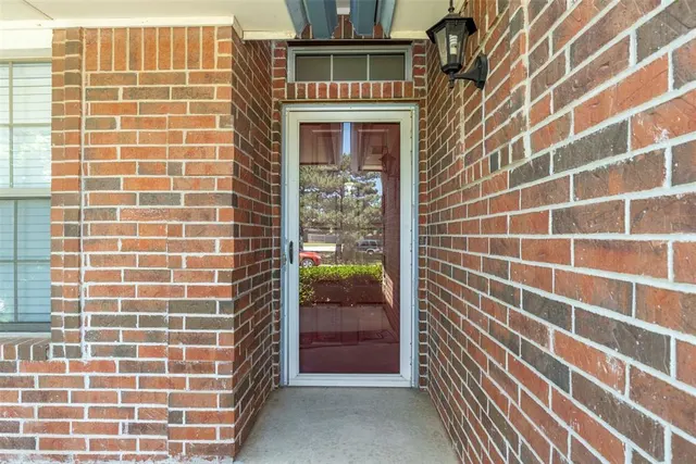 Photo 6 — 12909 Brandon Place, Oklahoma City, OK 73142
