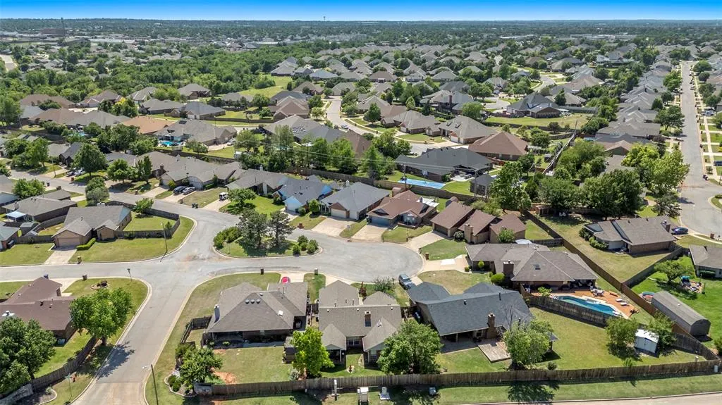 Photo 32 — 12909 Brandon Place, Oklahoma City, OK 73142