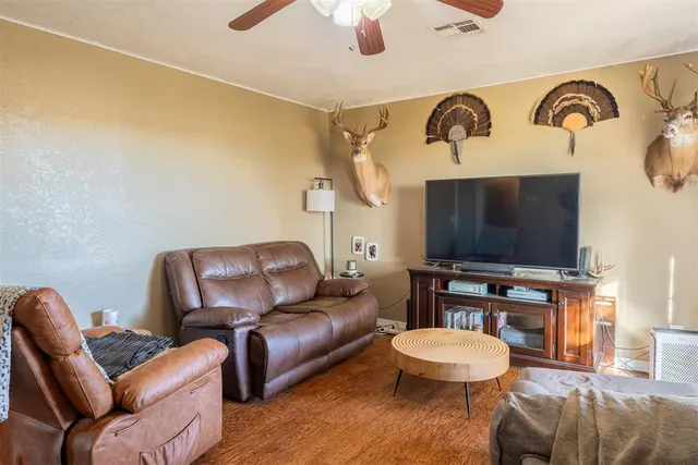 Photo 6 — 25047 100th Street, Maysville, OK 73057