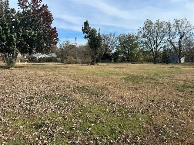 Front exterior — 515 S 4th Avenue, Stroud, OK 74079