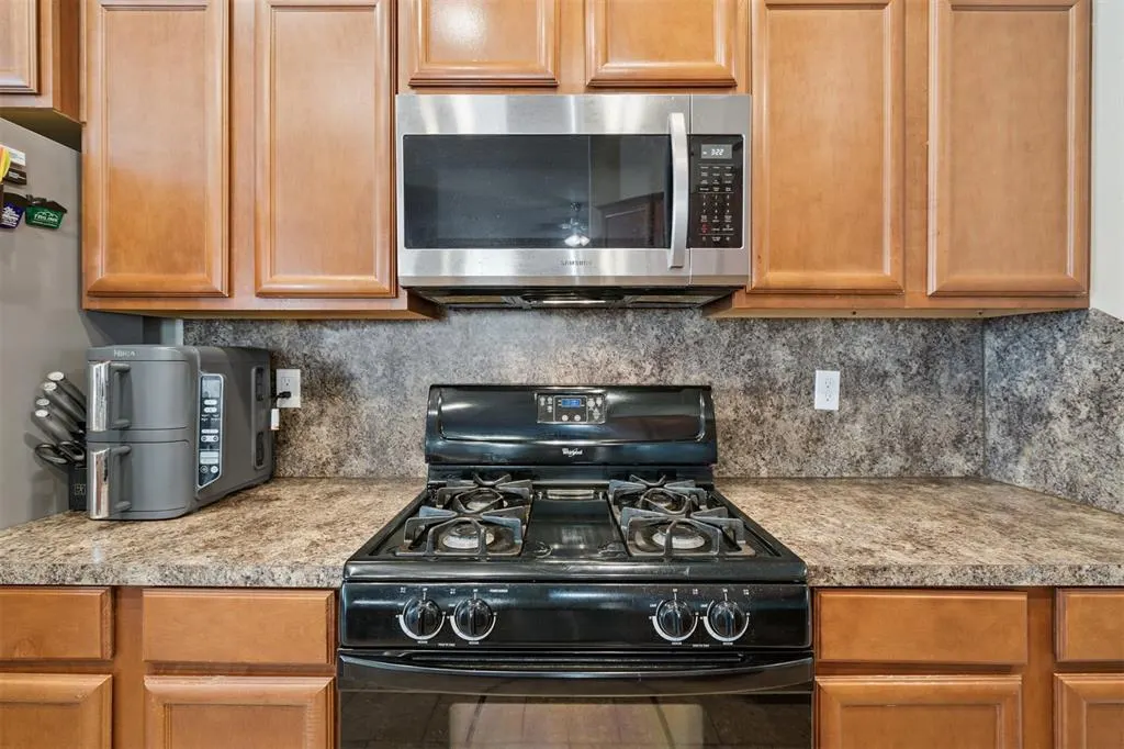 Photo 16 — 1912 Bradford Circle, Newcastle, OK 73065