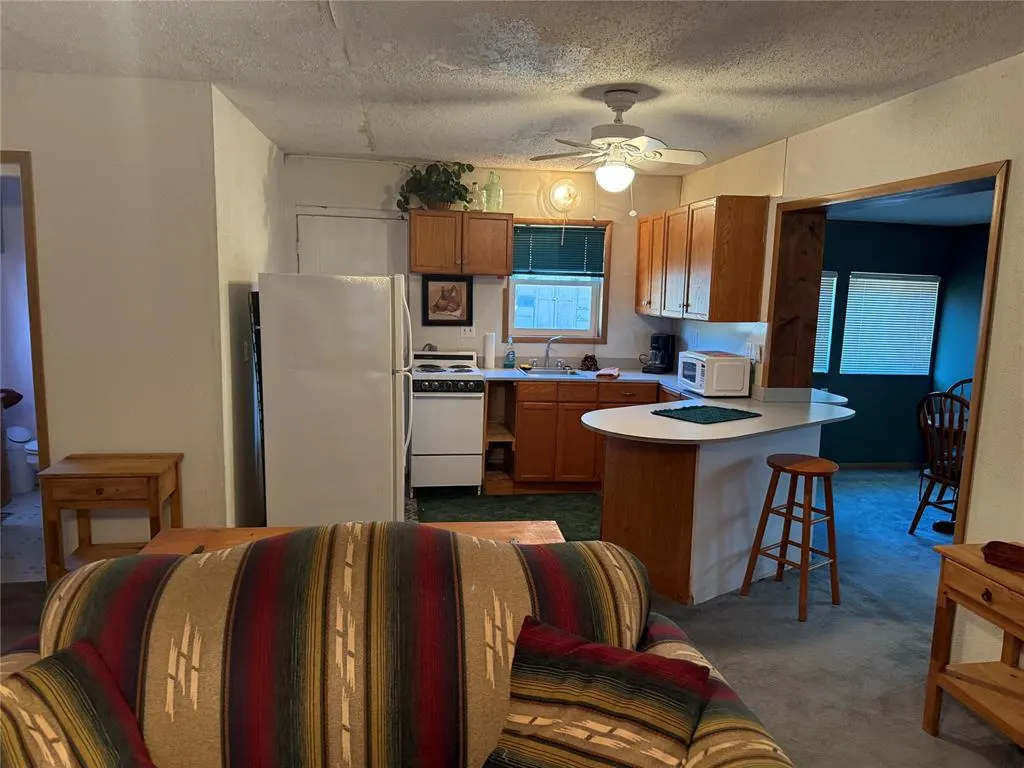 Photo 10 — 427 Lillie Drive, Hydro, OK 73048