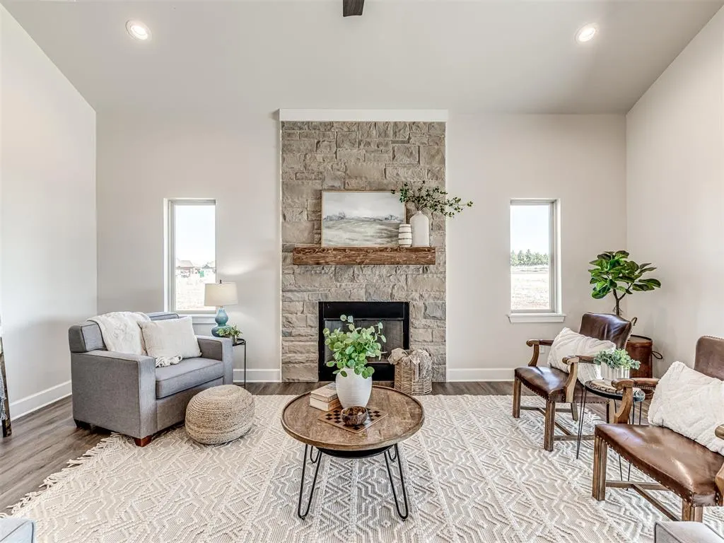 Photo 7 — 29760 Jade Street, Cashion, OK 73016