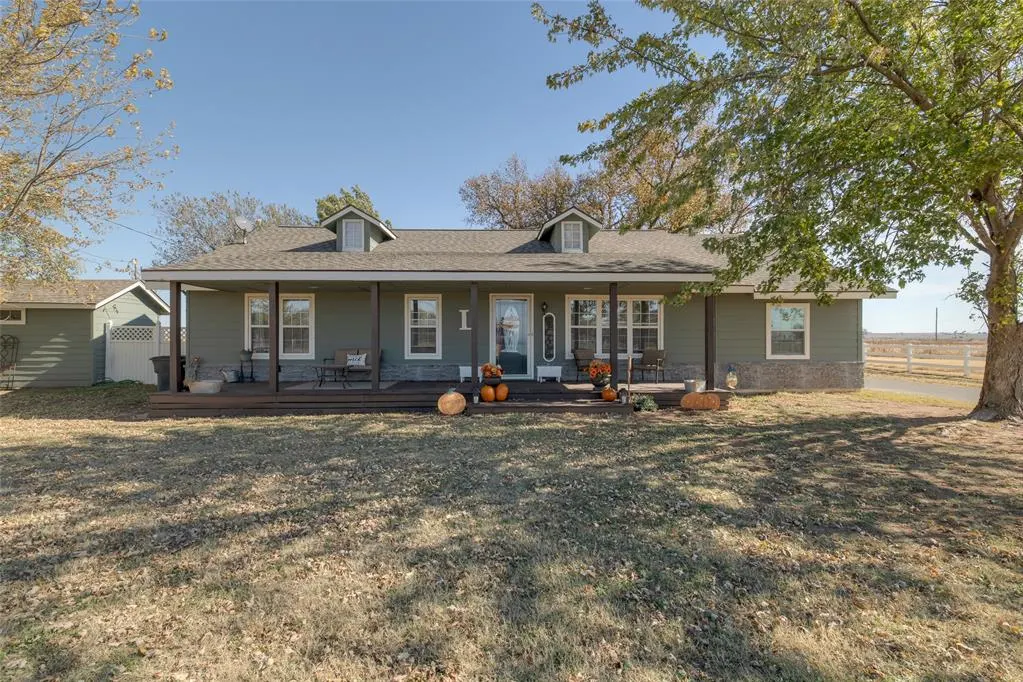Photo 6 — 31185 County Street 2470, Carnegie, OK 73015