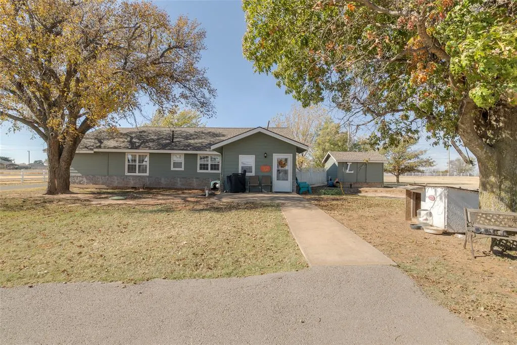 Photo 8 — 31185 County Street 2470, Carnegie, OK 73015