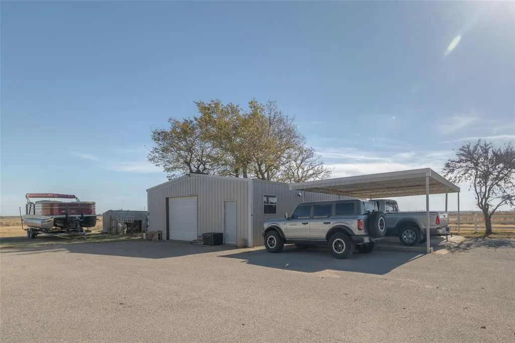 Photo 9 — 31185 County Street 2470, Carnegie, OK 73015