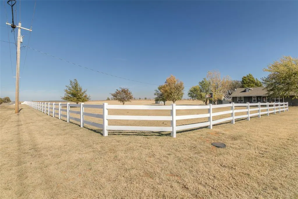 Photo 43 — 31185 County Street 2470, Carnegie, OK 73015