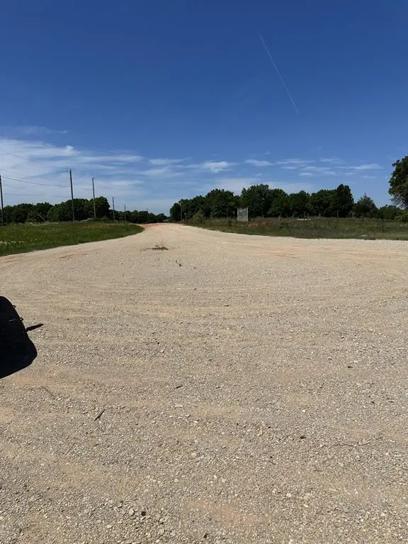Photo 21 — 21896 Lilly Drive, Tecumseh, OK 74873