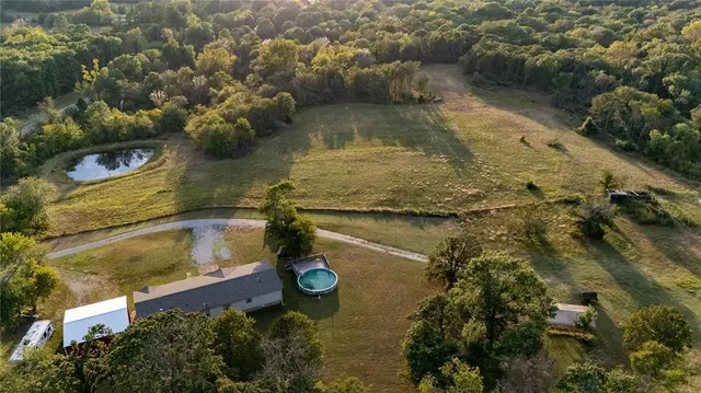 Photo 3 — 6950 E 135 Road, Holdenville, OK 74848