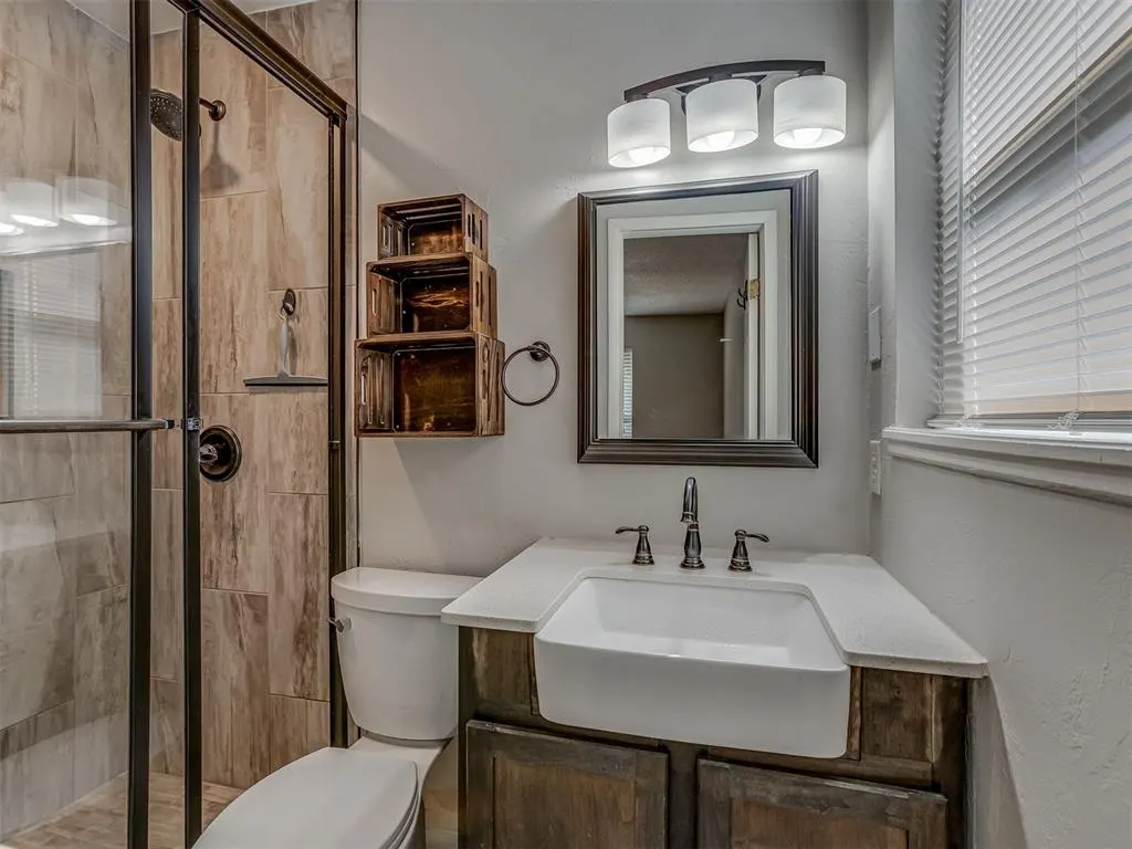 Photo 7 — 724 Red Oak Terrace, Edmond, OK 73003