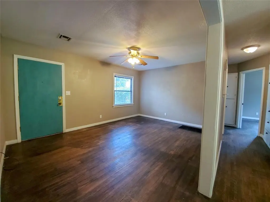 Photo 4 — 9 E Chicago Street, Shawnee, OK 74804