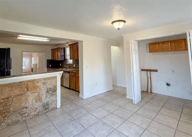 Photo 7 — 2341 NW 37th Street, Oklahoma City, OK 73112