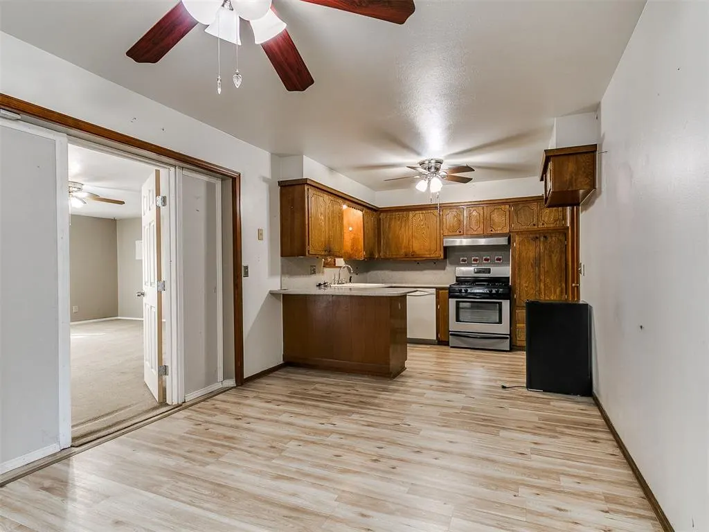 Photo 10 — 1132 SW 78th Terrace, Oklahoma City, OK 73139