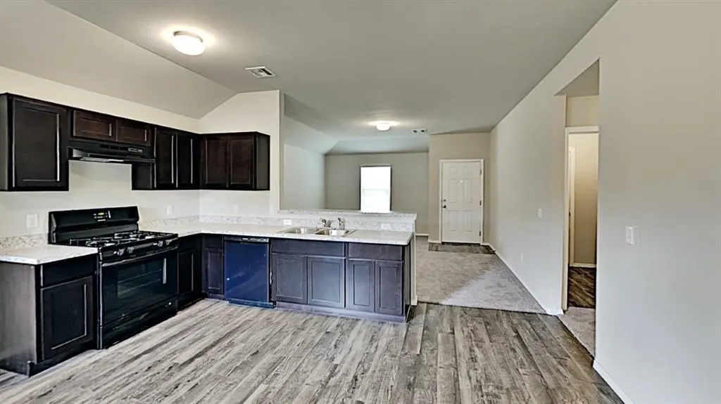 Photo 7 — 4328 Siena Ridge Boulevard, Oklahoma City, OK 73179