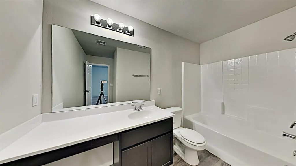 Photo 11 — 4328 Siena Ridge Boulevard, Oklahoma City, OK 73179