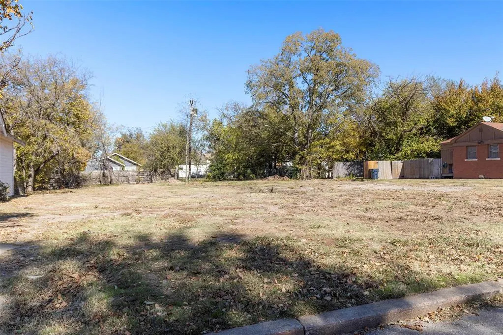 Photo 2 — 1227 NW 45th Street, Oklahoma City, OK 73118