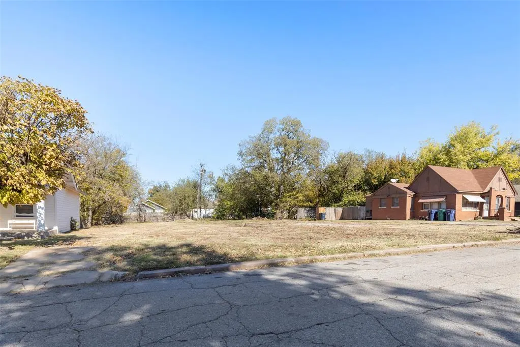 Photo 5 — 1227 NW 45th Street, Oklahoma City, OK 73118