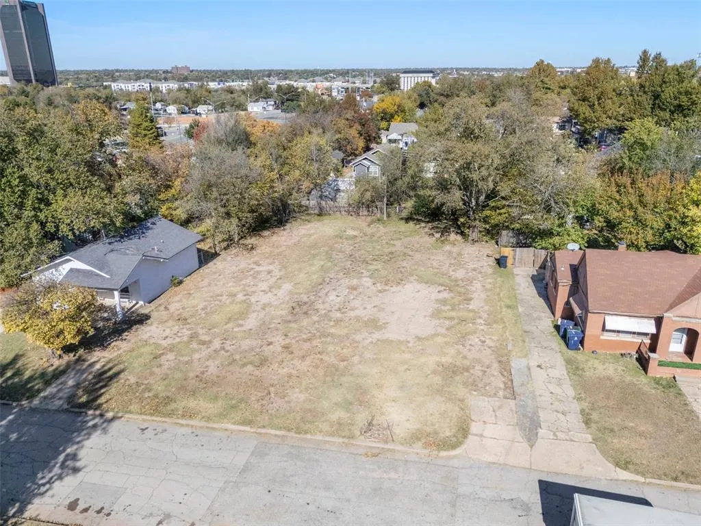 Photo 10 — 1227 NW 45th Street, Oklahoma City, OK 73118