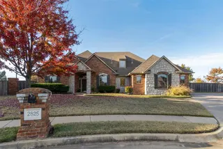 Sold home at 2825 SW 135th Street