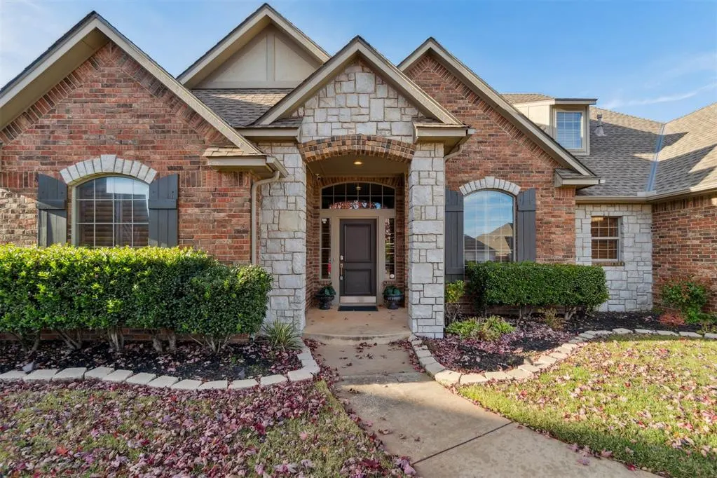 Photo 2 — 2825 SW 135th Street, Oklahoma City, OK 73170