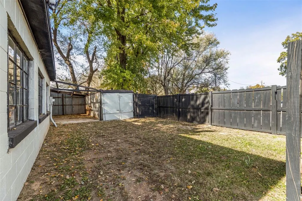 Photo 24 — 1416 N Grand Avenue, Enid, OK 73701