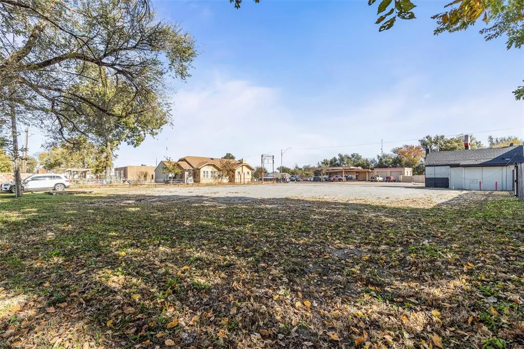 Photo 34 — 1416 N Grand Avenue, Enid, OK 73701