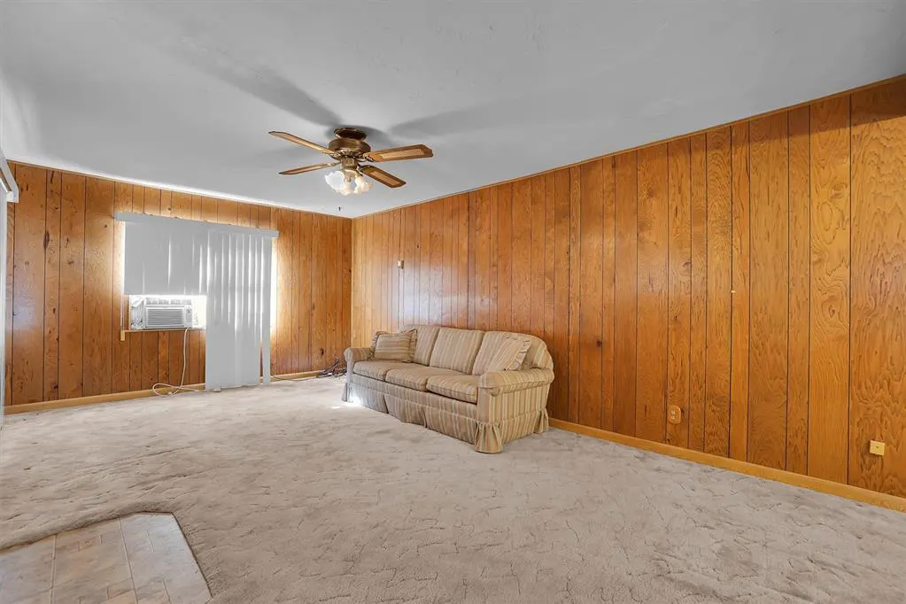Photo 4 — 217 N Mayer Avenue, Willow, OK 73673