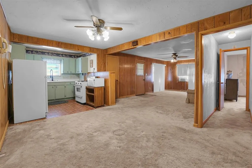 Photo 9 — 217 N Mayer Avenue, Willow, OK 73673