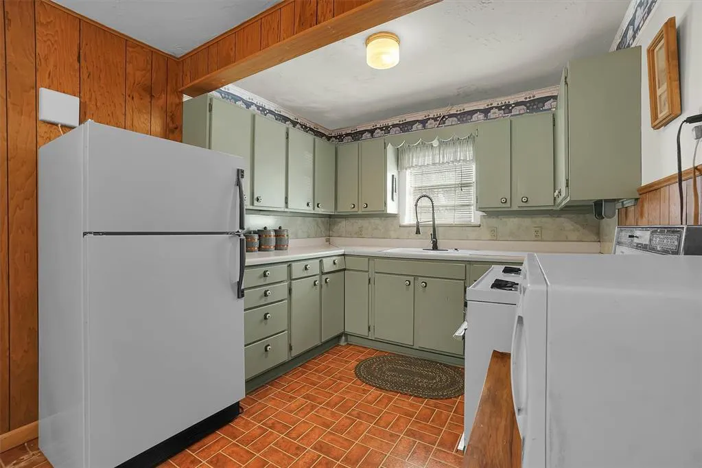 Photo 12 — 217 N Mayer Avenue, Willow, OK 73673