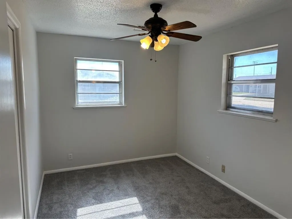Photo 9 — 721 Mission Place, Anadarko, OK 73005