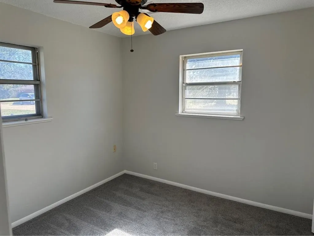 Photo 14 — 721 Mission Place, Anadarko, OK 73005