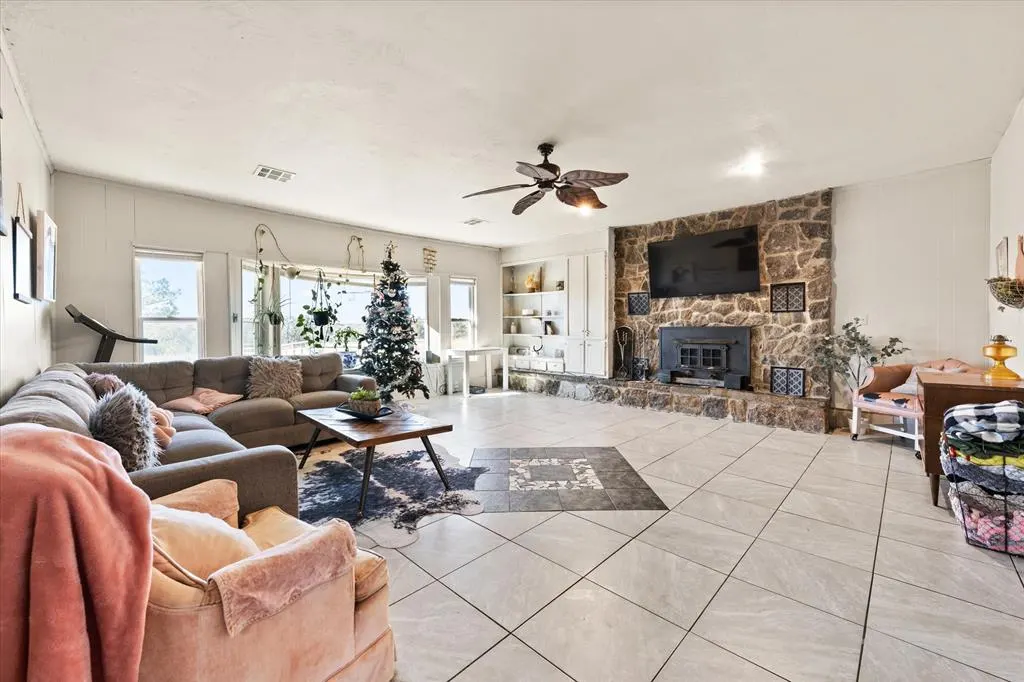 Photo 14 — 28275 Harrison Road, Macomb, OK 74852