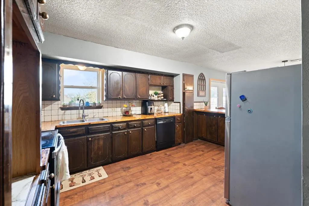 Photo 20 — 28275 Harrison Road, Macomb, OK 74852