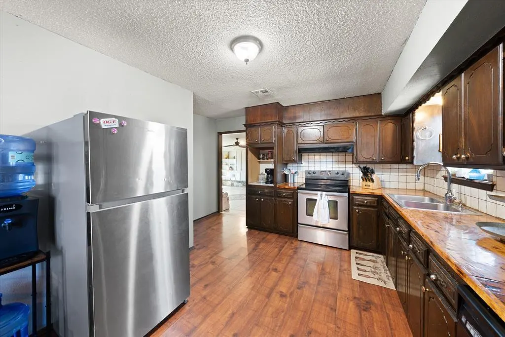 Photo 24 — 28275 Harrison Road, Macomb, OK 74852