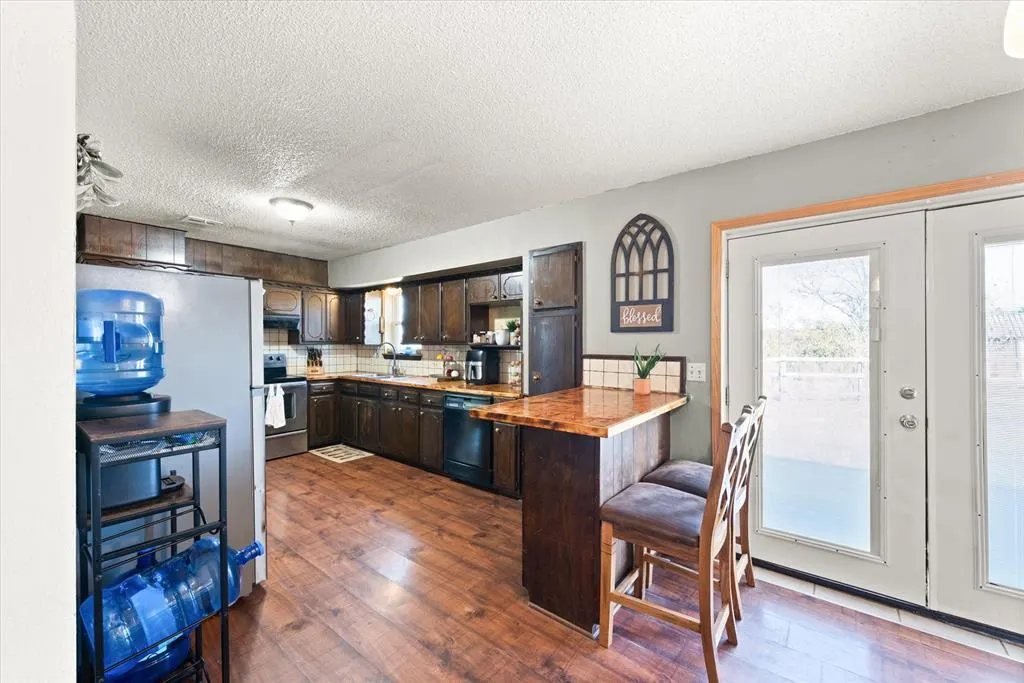Photo 25 — 28275 Harrison Road, Macomb, OK 74852