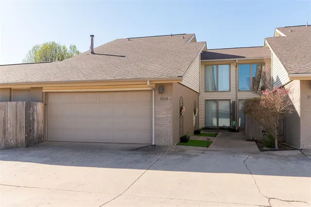Front exterior — 11314 Benttree Circle, Oklahoma City, OK 73120